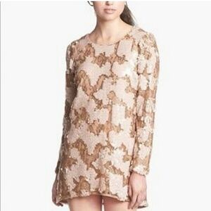 Dress the population fun shift dress size medium